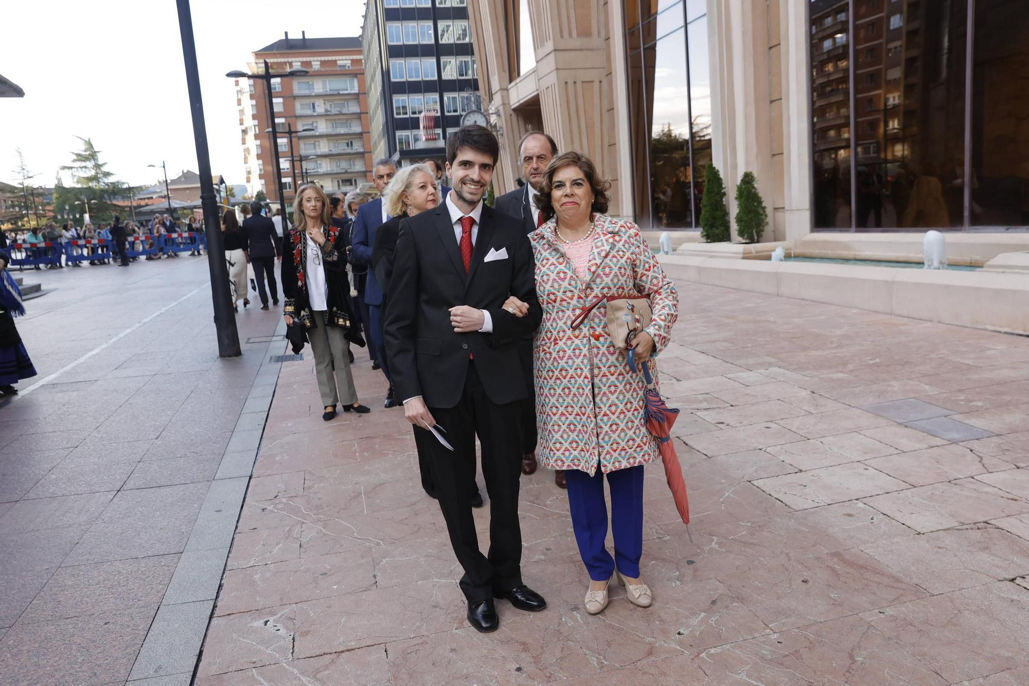 EN IMÁGENES: La Familia Real asiste en Oviedo al concierto de los premios "Princesa de Asturias"