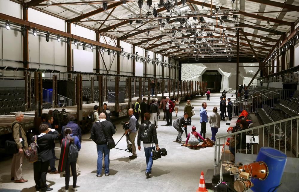 Suiza ha inaugurado el El nuevo túnel ferroviario de San Gotardo, el más extenso del mundo con 57 kilómetros.