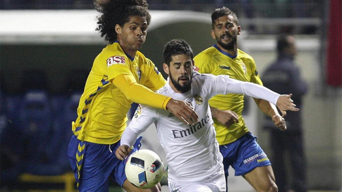 Isco, en una acción del partido