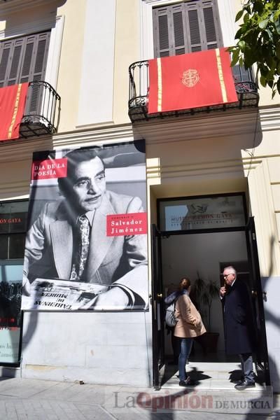 Lectura de poemas de Salvador Jiménez en el Gaya