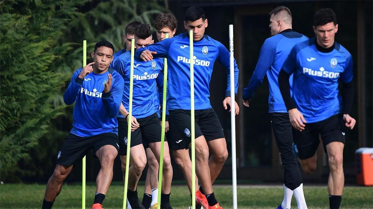 La Atalanta ultima preparación de duelo con el Madrid