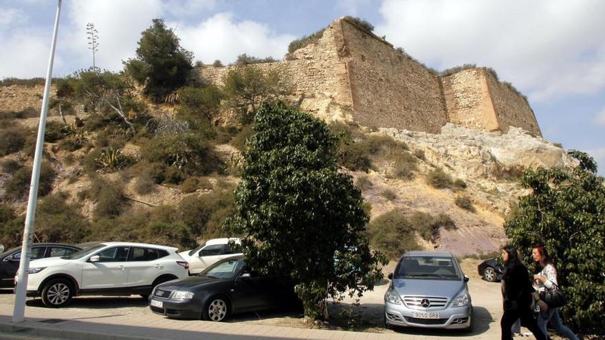 Castillo de Despeñaperros, situado en el Barrio Universitario.