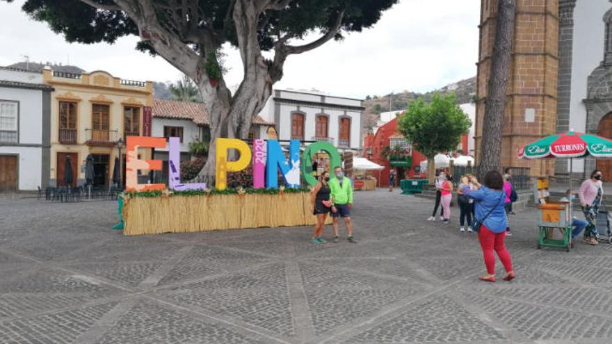 Decorados para la Fiesta del Pino