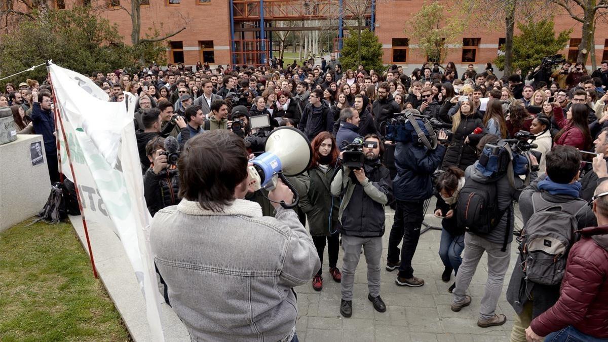 Protesta de estudiantes de la Universidad Rey Juan Carlos