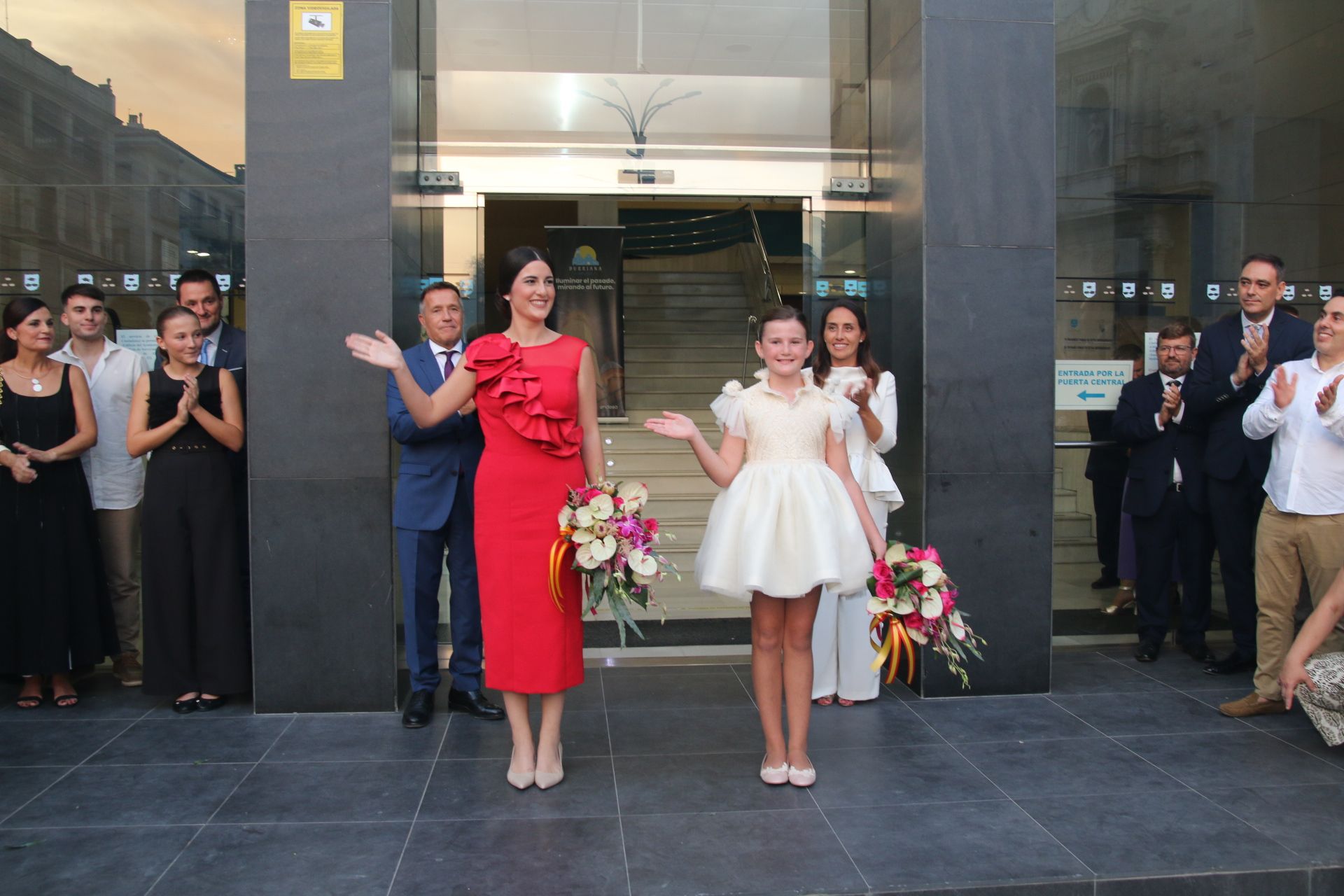 Las imágenes de la elección de las reinas falleras de Burriana