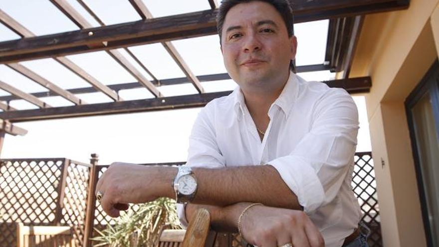 Joaquín José Martínez en la terraza de La Opinión de Málaga, en la calle Granada.