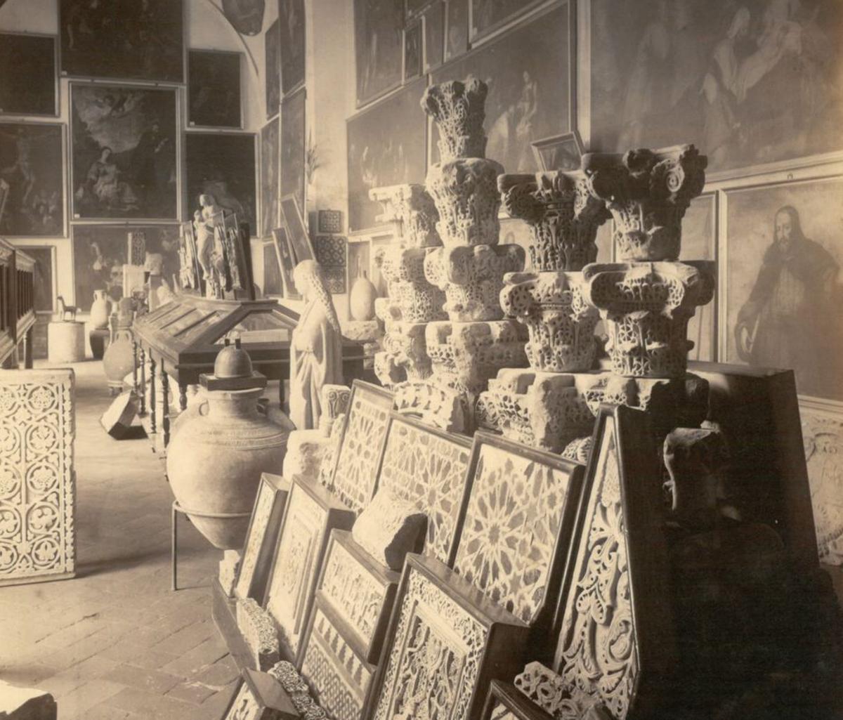 Imagen de
finales del siglo pasado, cuando el Arqueológico compartía sede con el Museo de Bellas Artes.