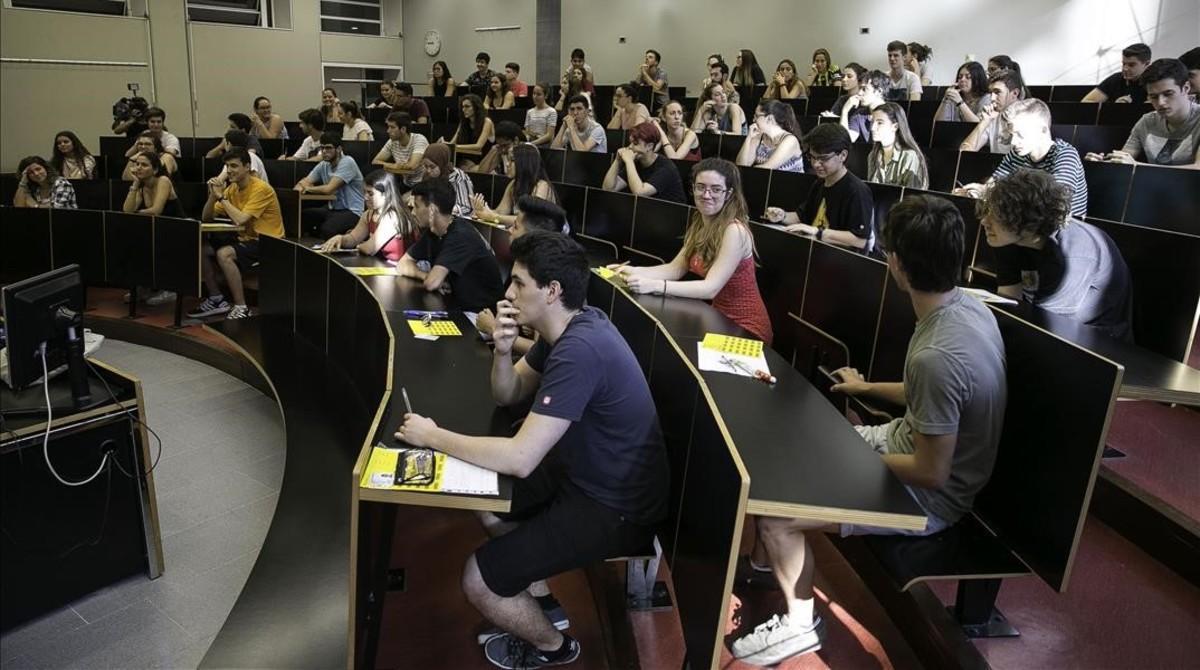 Exámenes de selectividad en la Universitat Pompeu Fabra (UPF) de Barcelona.