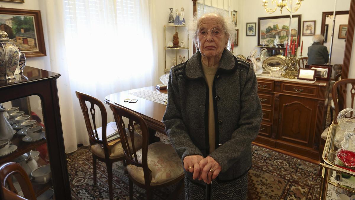 Para Dolores, llegar hasta los 107 para ella ha sido una &quot;cuestión de fe&quot;