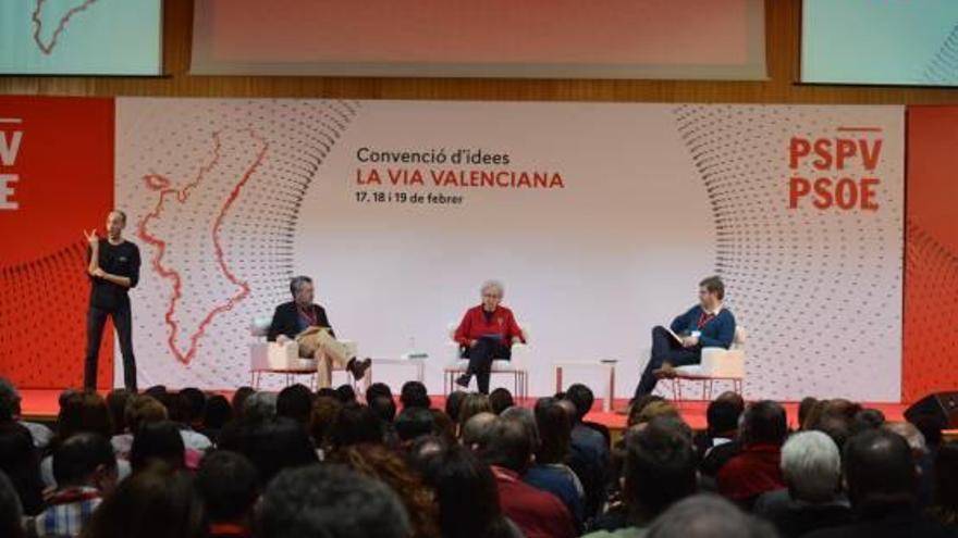 Los intelectuales del PSPV piden más diálogo para superar la crisis democrática