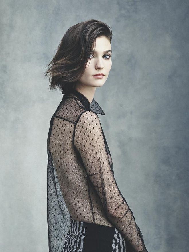 Manon Leloup lleva el look 'Pretty Jaws' de Schwarzkopf.