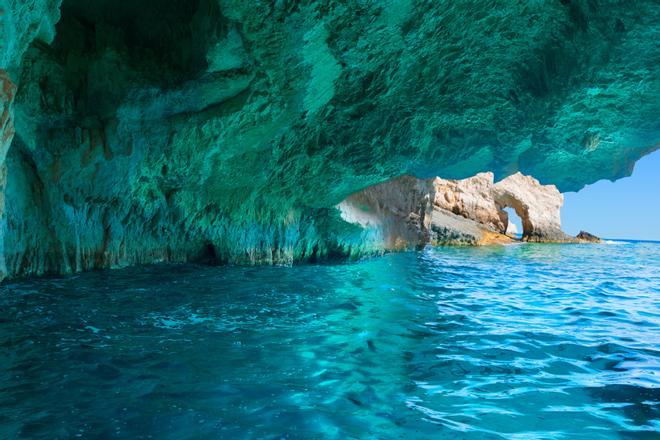 Entrada a la cueva azul de Zante