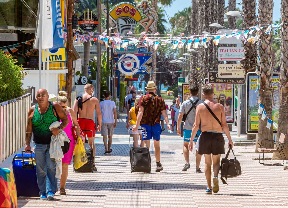 Coronavirus: La Costa Blanca echa el cierre a sus primeros nueve hoteles por la falta de turistas