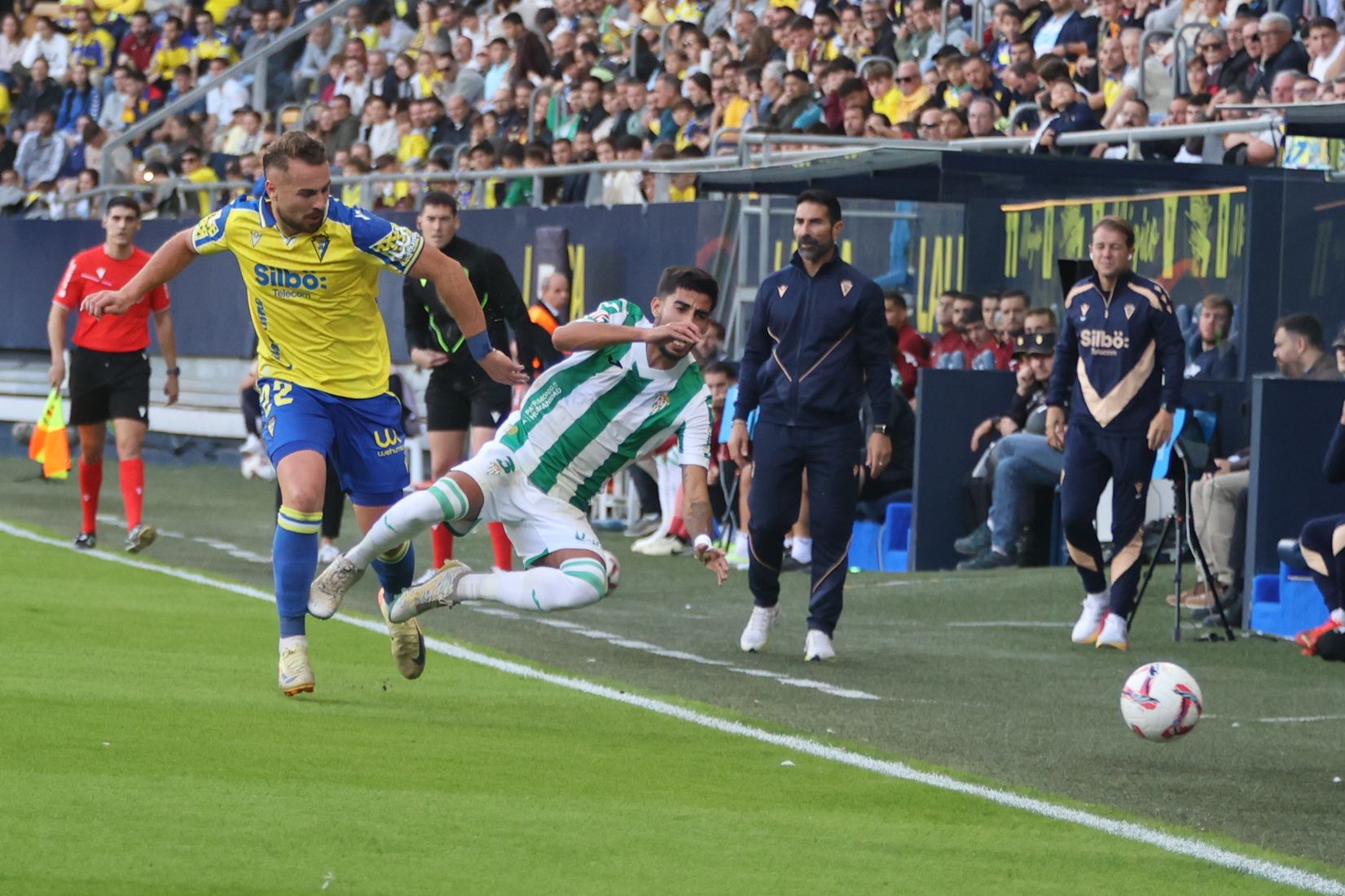 Cádiz CF-Córdoba CF | Las imágenes del partido de la Liga Hypermotion
