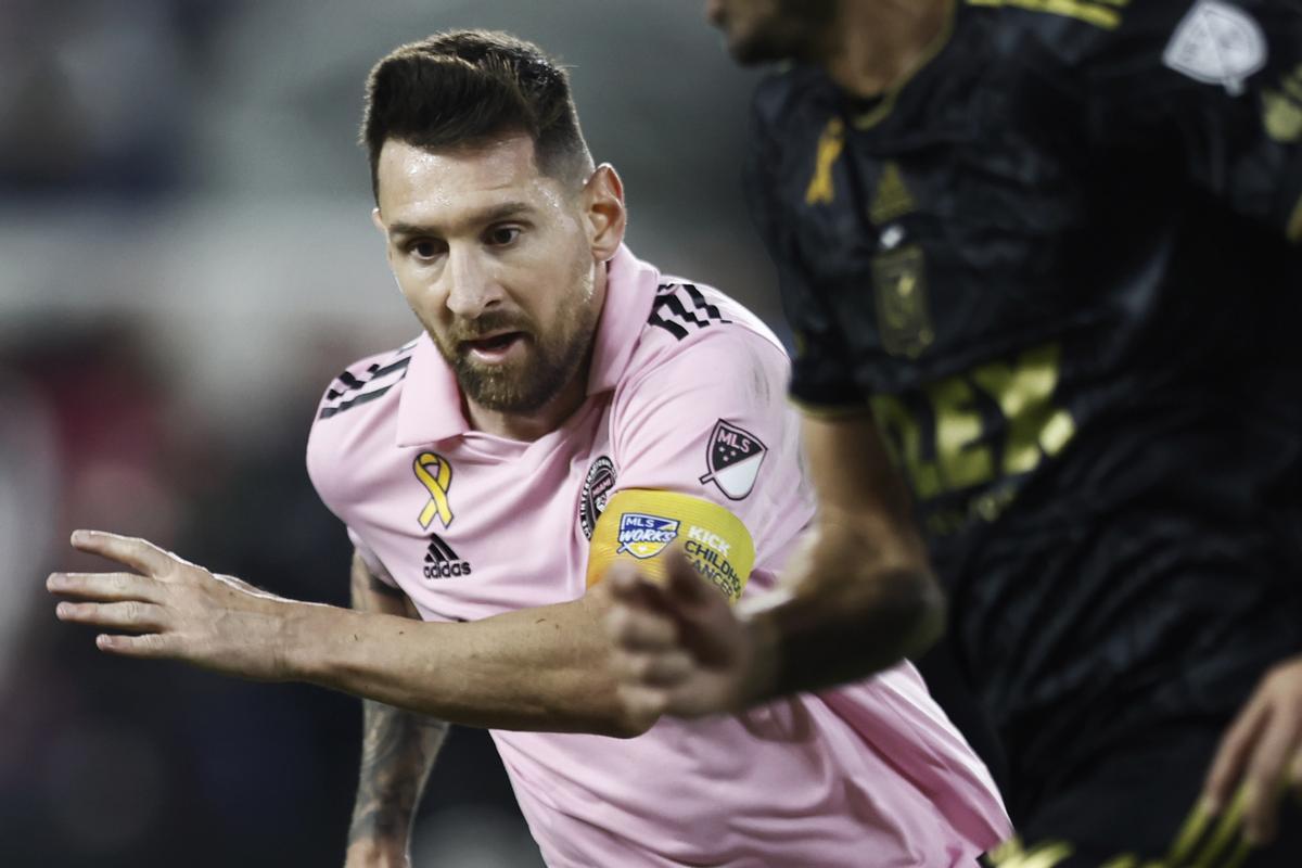 Tata Martino sobre Messi: Ganar una Copa del Mundo lo libera