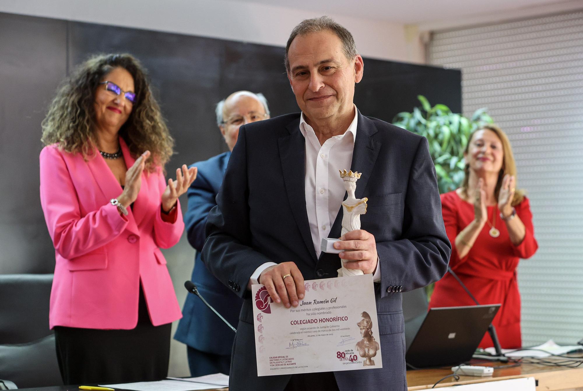 El Colegio de Docentes y Licenciados conmemora sus 80 años en Alicante