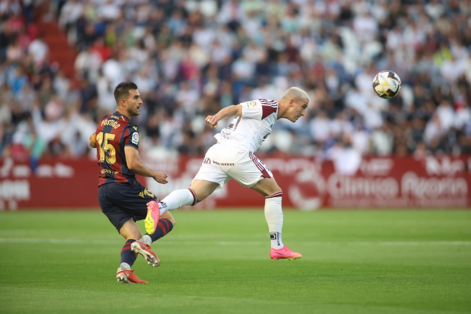 El partido entre el Albacete y el Levante UD, en imágenes