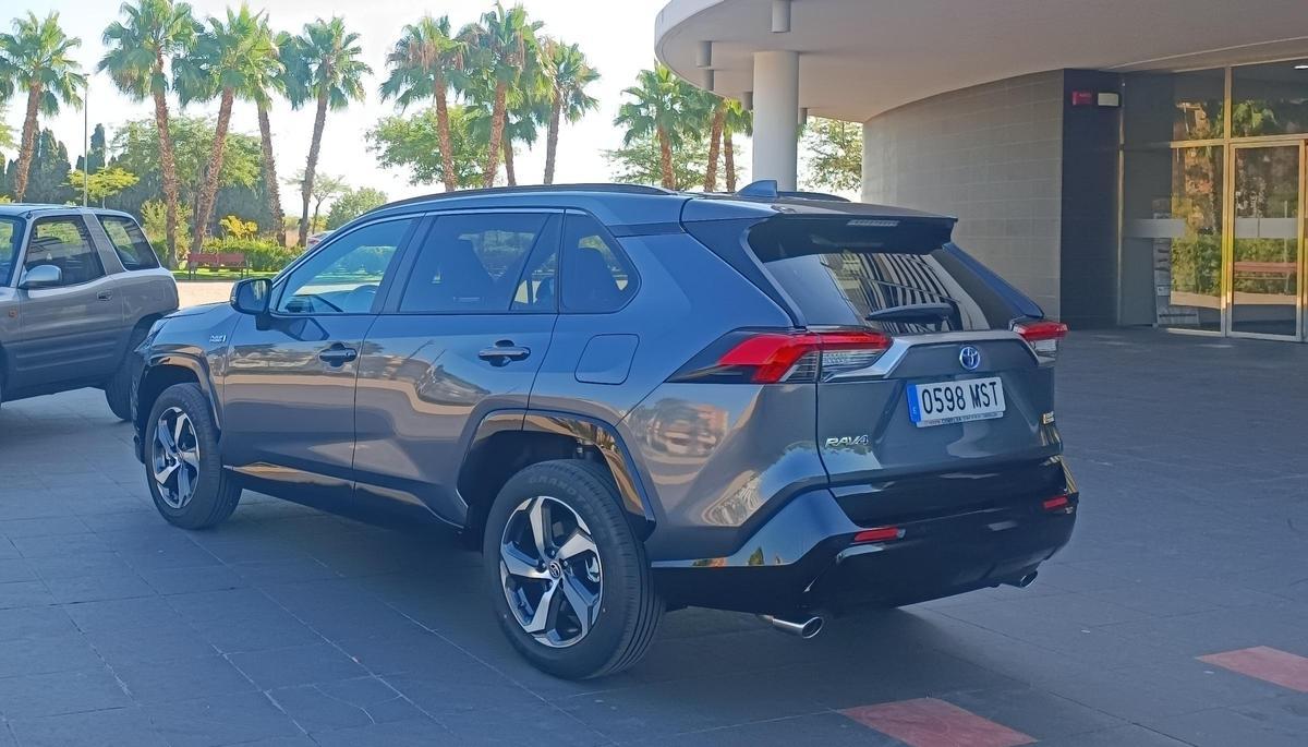 RAV4
