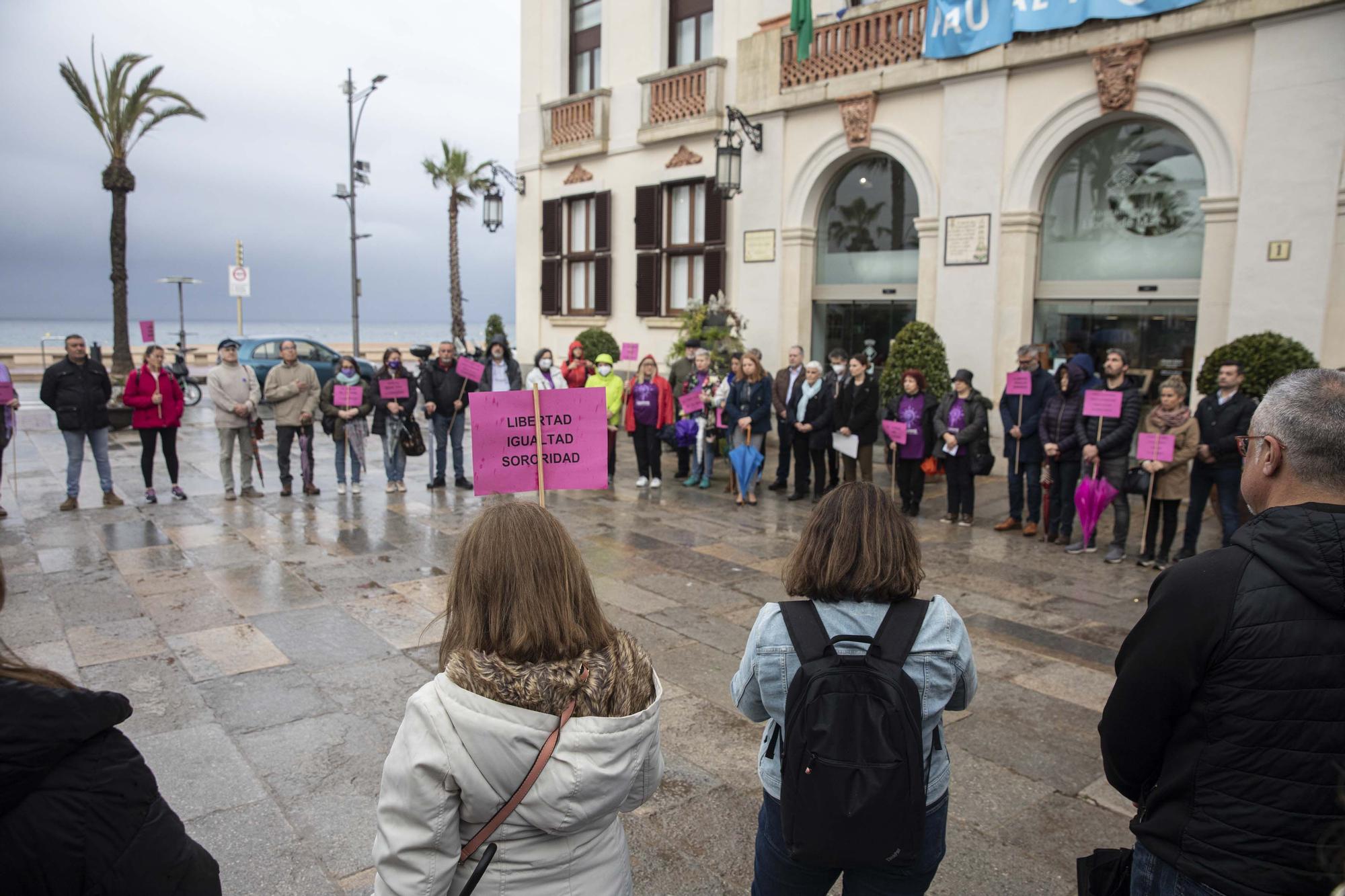 Minut de silenci a Lloret de Mar en rebuig al doble crim