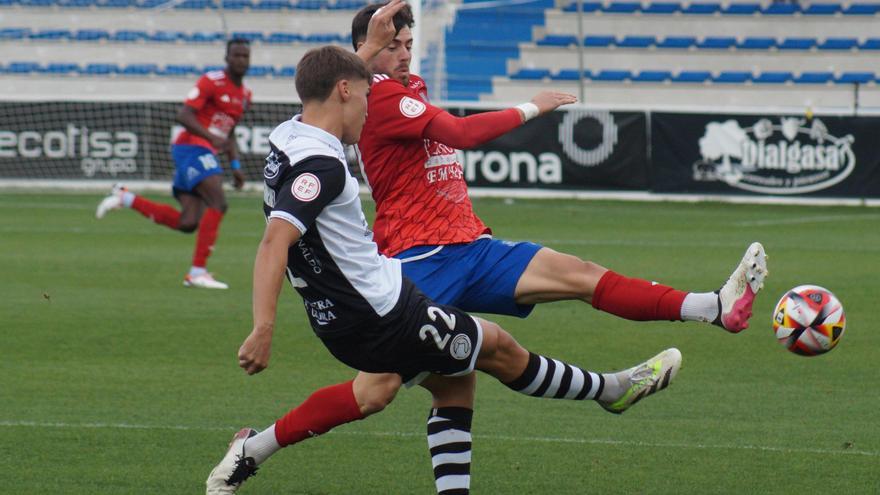 El Tarazona quiere ganar para salir del descenso