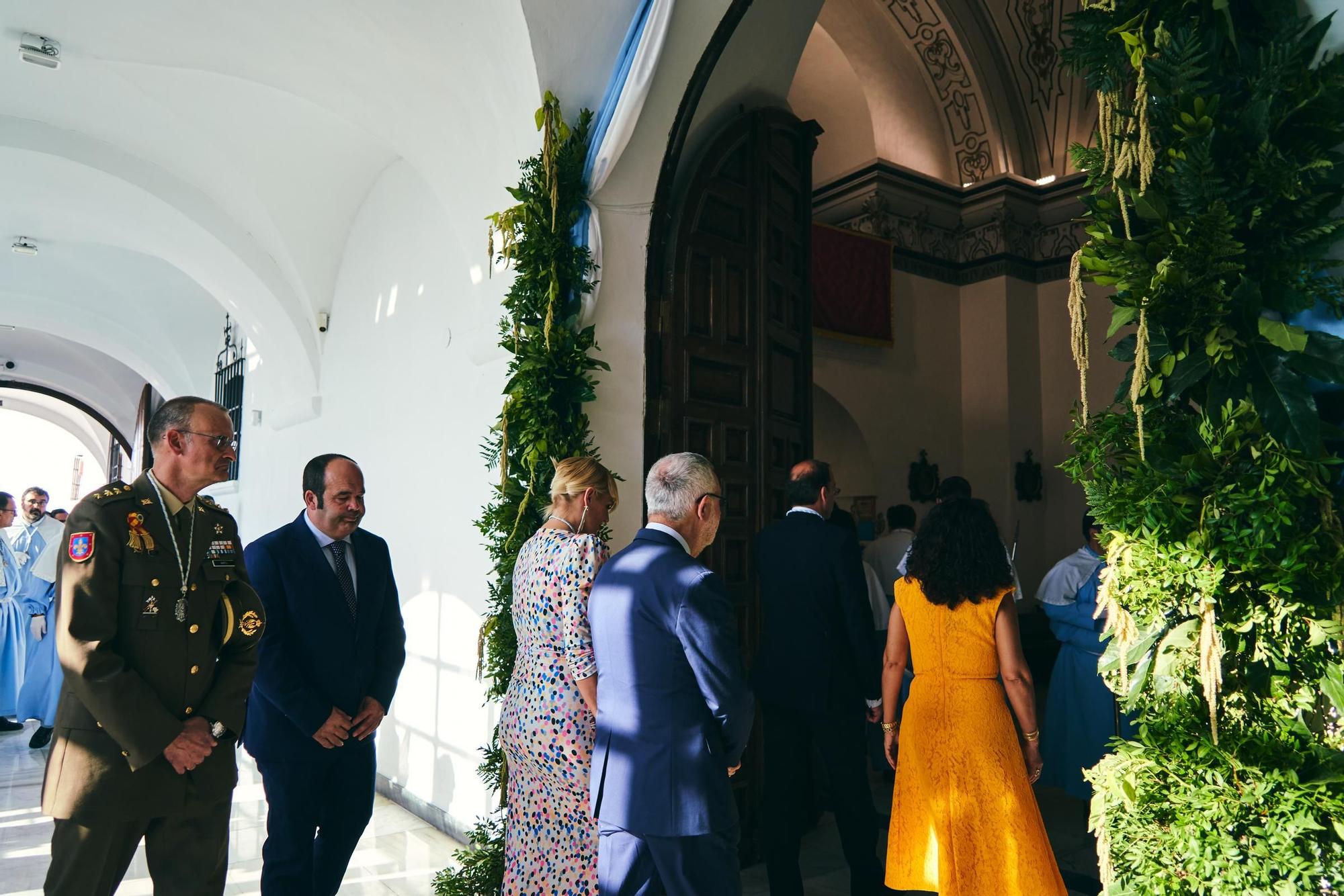 La patrona de Cáceres abre su Año Jubilar con cientos de devotos en el santuario