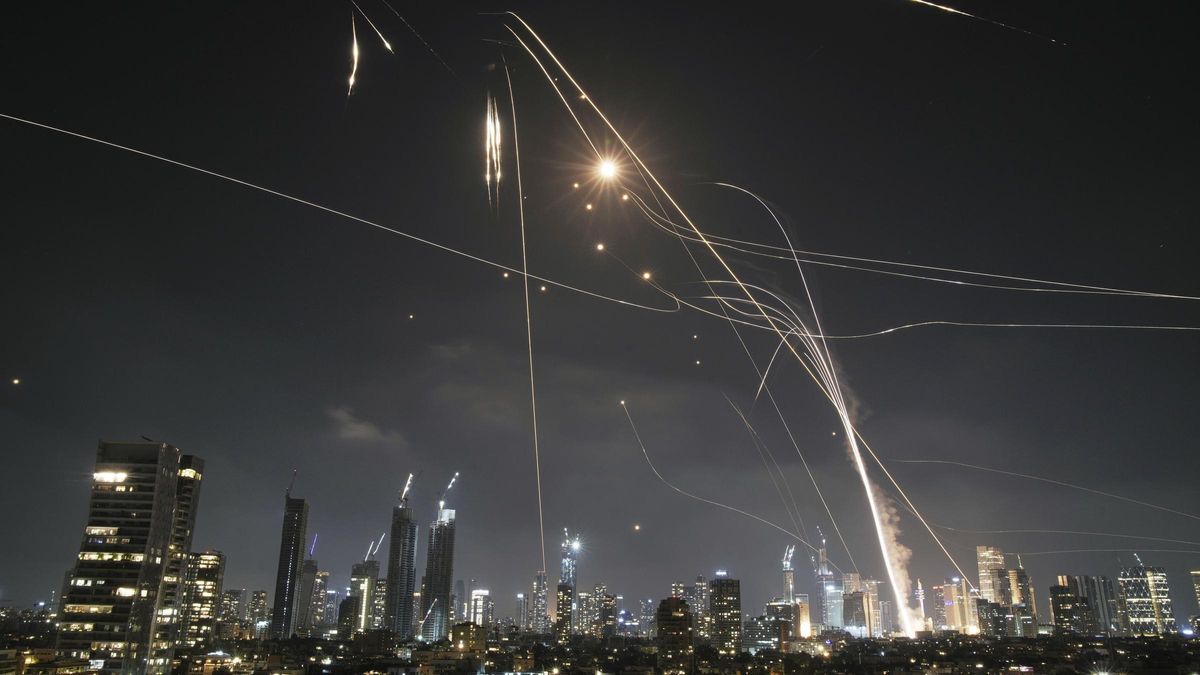 Iran lanza misiles sobre Tel Aviv respondiendo el ataque de Israel