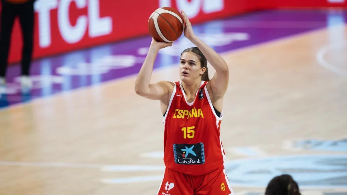 La jugadora del Valencia Basket Amelia Alonso está cuajando un gran Mundial U17.