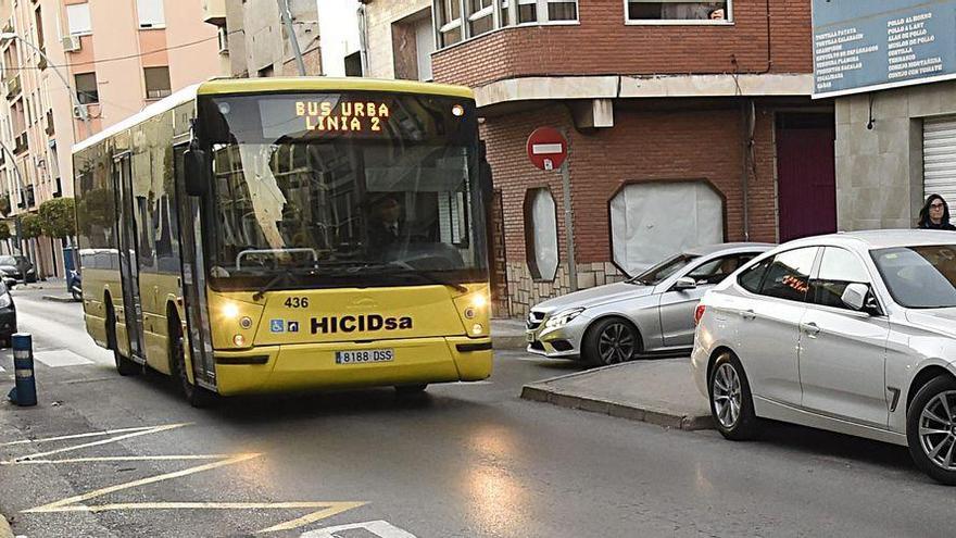 El nuevo bus urbano de Vila-real multiplica por cuatro los pasajeros del anterior