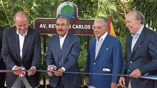 zentauroepp54352873 el rey juan carlos y el presidente dominicano  danilo medina200804133914