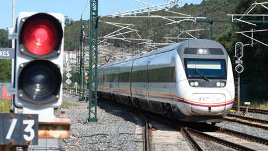 La huelga en Renfe cancelará mañana 50 trenes en Galicia que afectarán a 2.000 viajeros