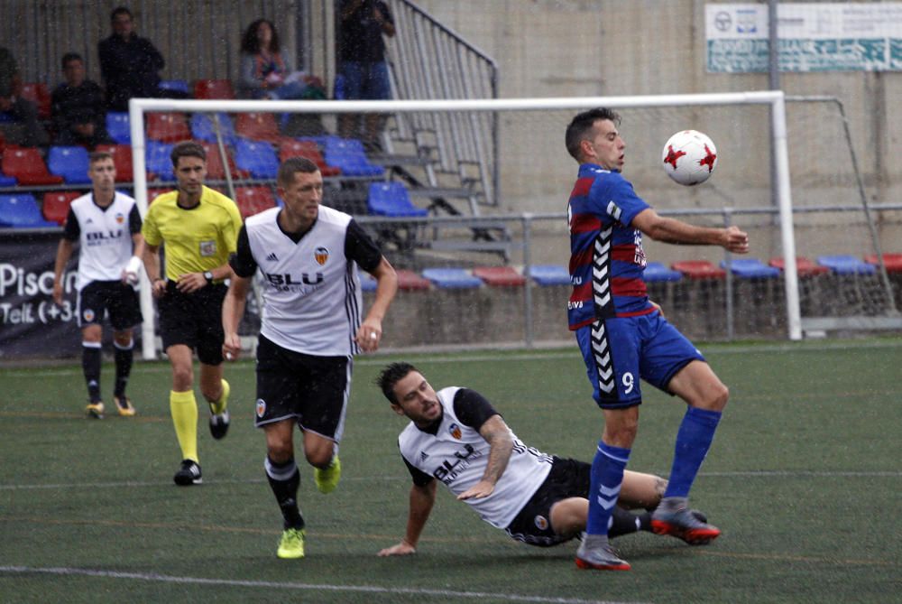 Les millors imatges del Llagostera-Valencia Mestalla (2-2)