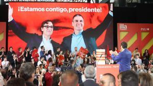 El líder y candidato del PSC, Salvador Illa, en el arranque de campaña en Sabadell