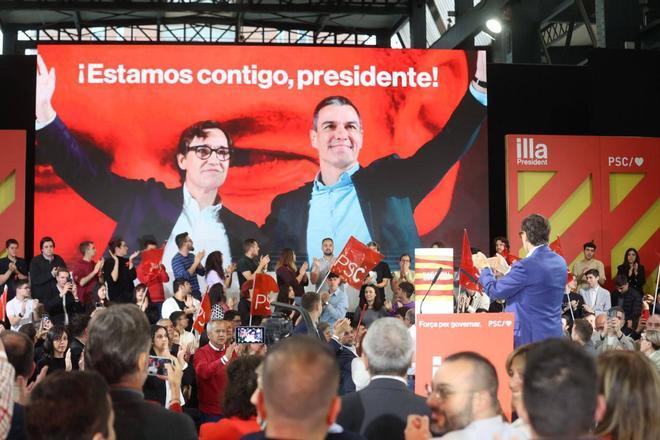 El líder y candidato del PSC, Salvador Illa, en el arranque de campaña en Sabadell