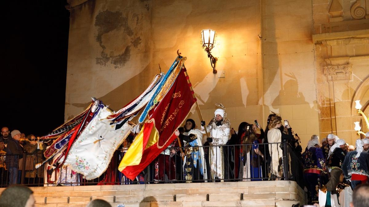 Las fiestas de Moros y Cristianos de Monforte del Cid se celebran entre el 5 y el 9 de diciembre.