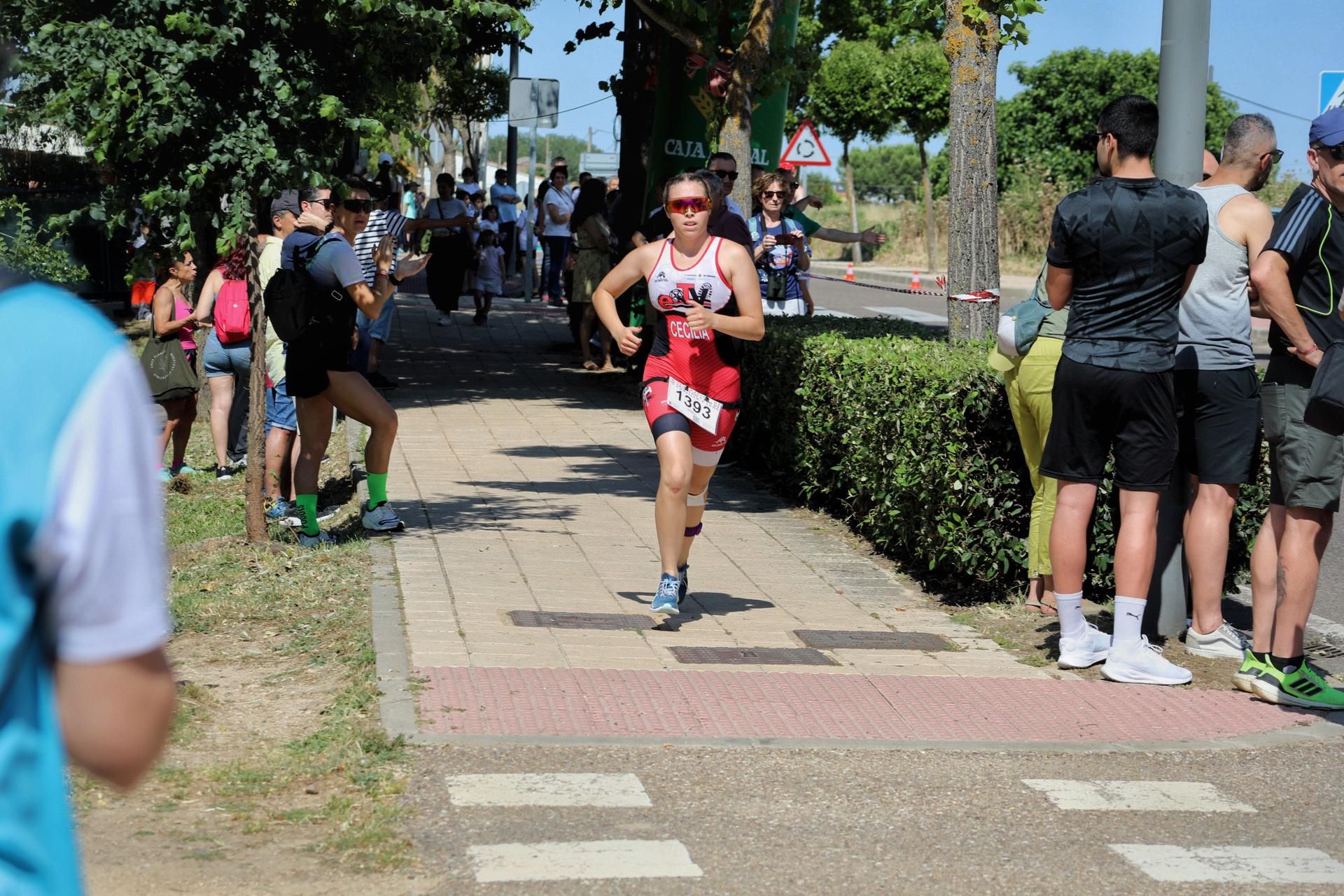 GALERÍA | El Triatlón "Ciudad de Zamora" hace vibrar a la capital del Duero