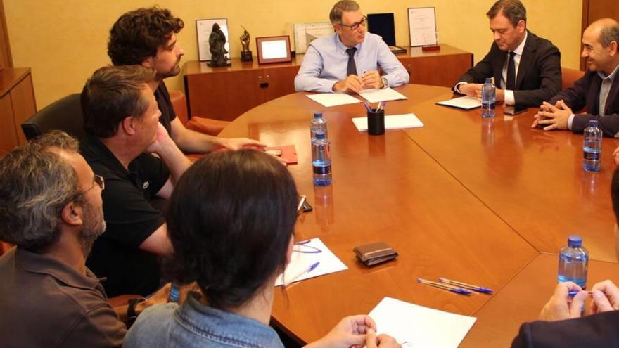 Un momento de la reunión para tratar la situación de los acuíferos.