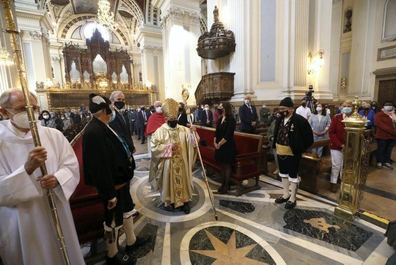 La basílica del Pilar recibe a los zaragozanos con aforo reducido y medidas de seguridad