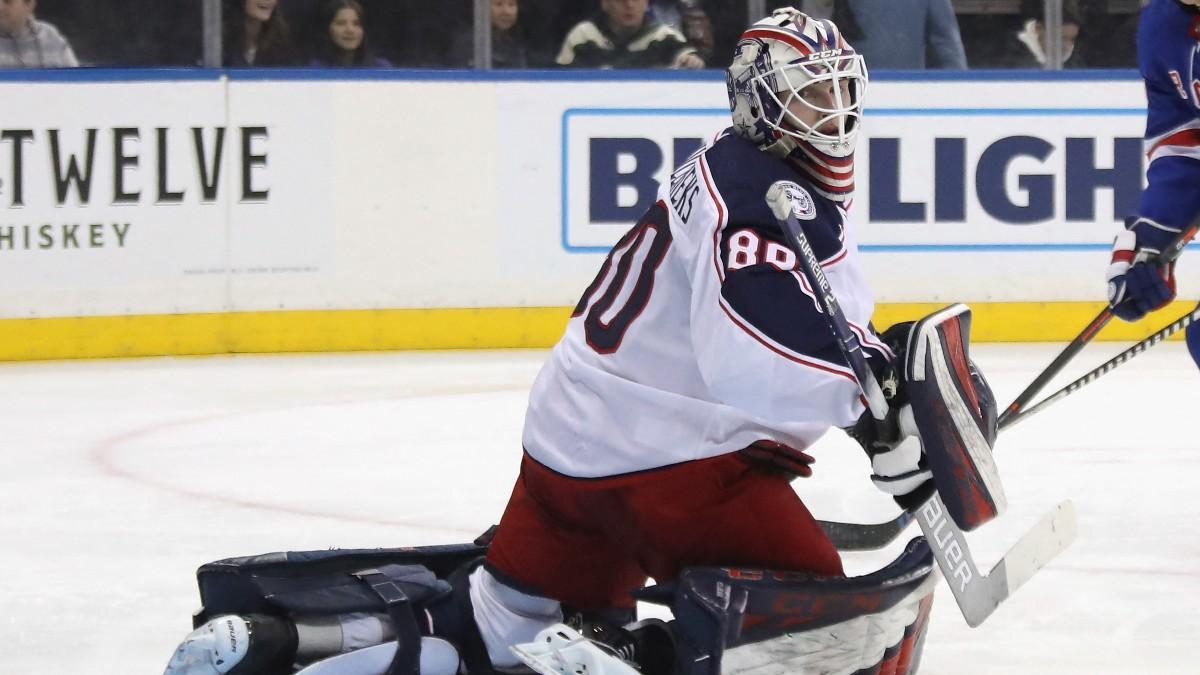 Matiss Kivlenieks, portero de los Columbus Blue Jackets