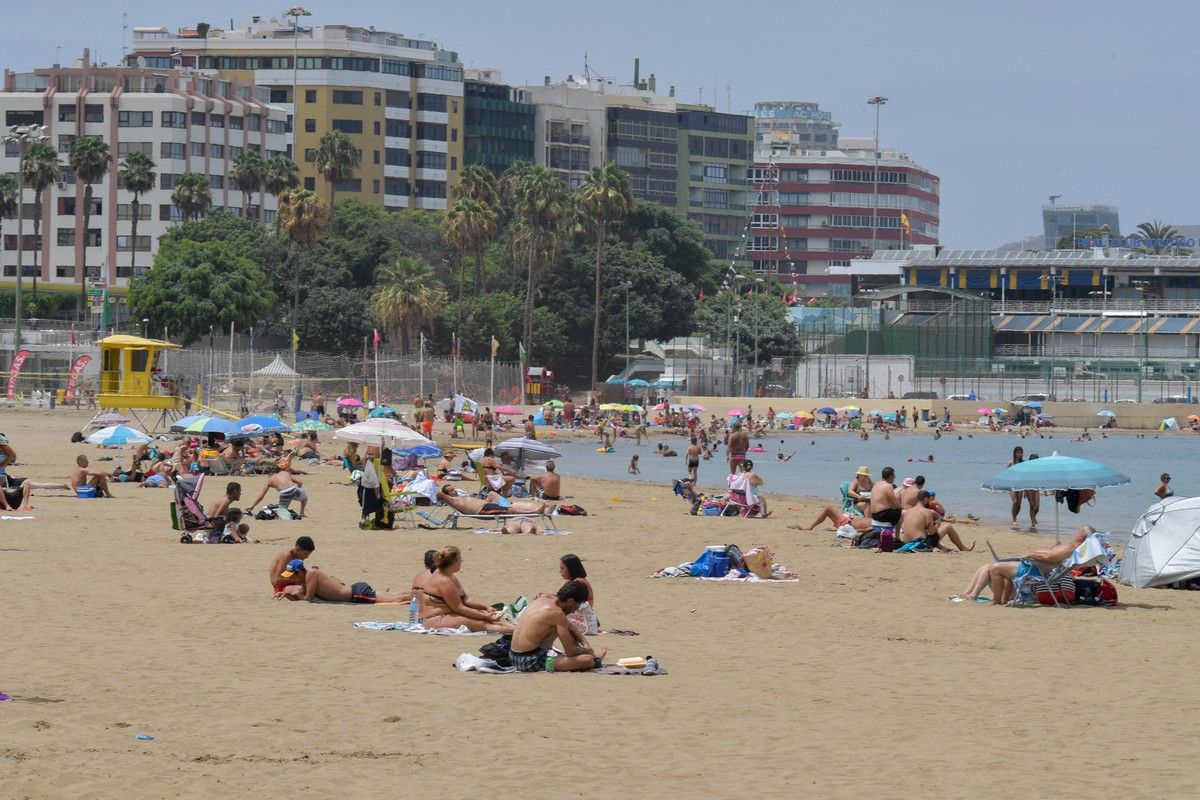 Domingo en playas de la capital grancanaria