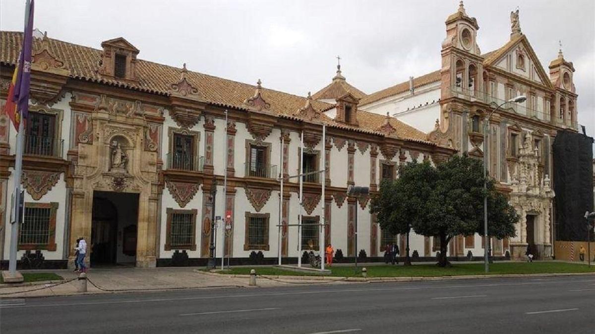 Fachada principal del Palacio de la Merced, sede de la Diputación de Córdoba.