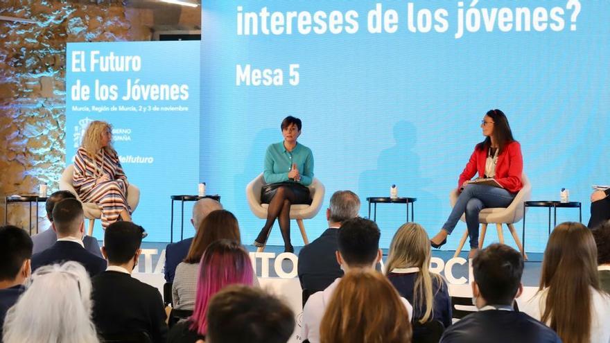 Rodríguez, durante su intervención en &#039;El futuro de los jóvenes&#039;.