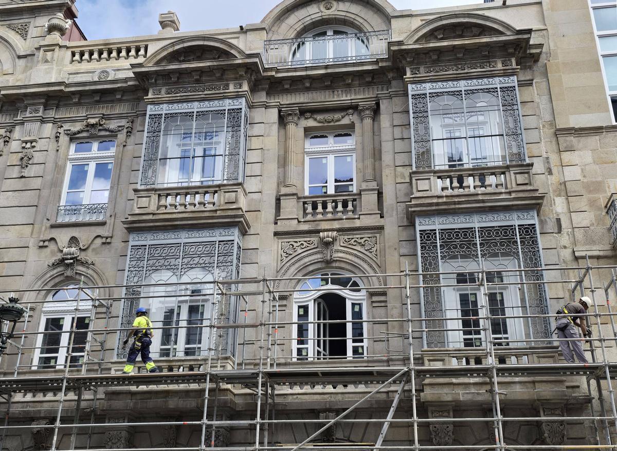 Profand deja ver por fin el viejo Banco de Galicia en Vigo Profand deja ver por fin el viejo Banco de Galicia en Vigo