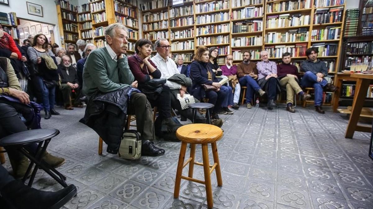 Homenaje a Batlló en la librería Taifa de Gràcia.