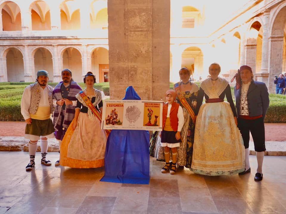 Laura Mengó y la corte mayor visitaron y presidieron la inauguración de los bocetos de Mestalla-Benimaclet