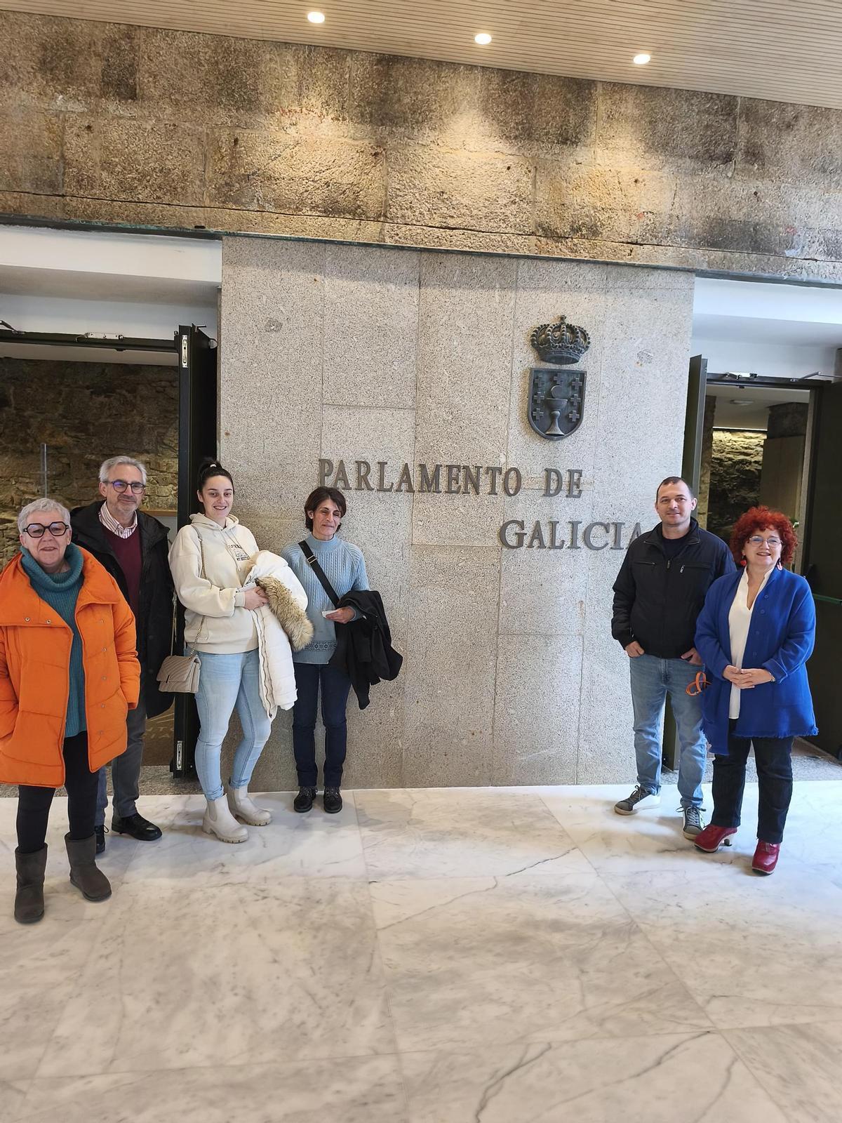 Representantes de la formación estuvieron acompañados por componentes de la Anpa del colegio vilagarciano.