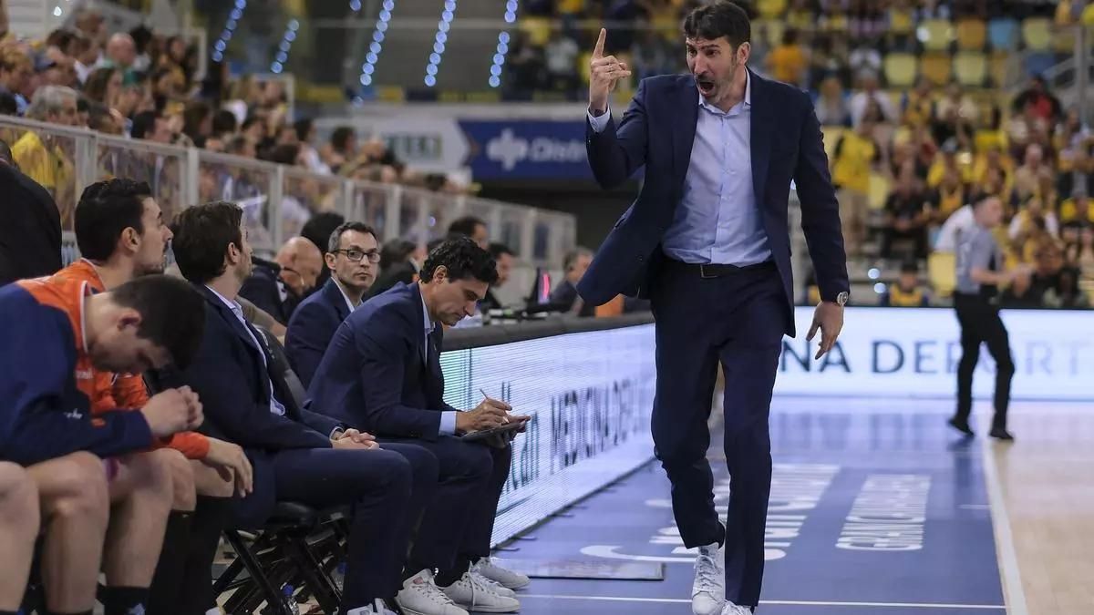 Imagen de Mumbrú en el partido Dreamland Gran Canaria vs Valencia Basket