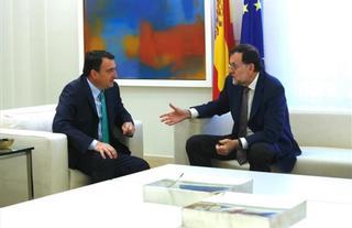 El PNV se instala en el 'no' y aconseja a Rajoy que piense cuándo acudir a la investidura