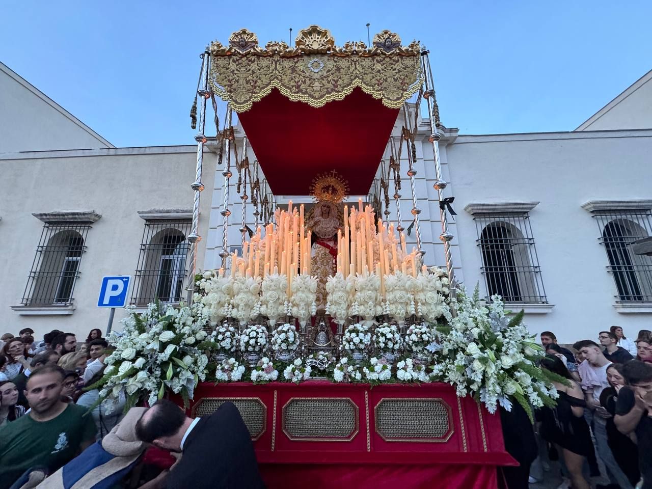 La salida de la Virgen de la O, en imágenes