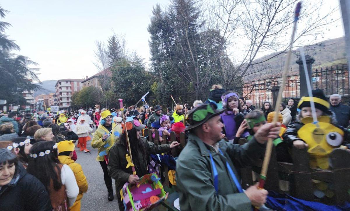 Lena ya espera la llegada de su Antroxu