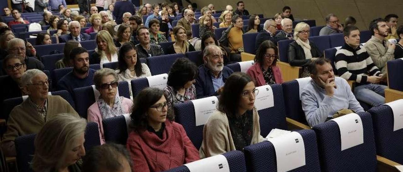 La UNED ofertará microtítulos para que los alumnos diseñen carreras a la medida